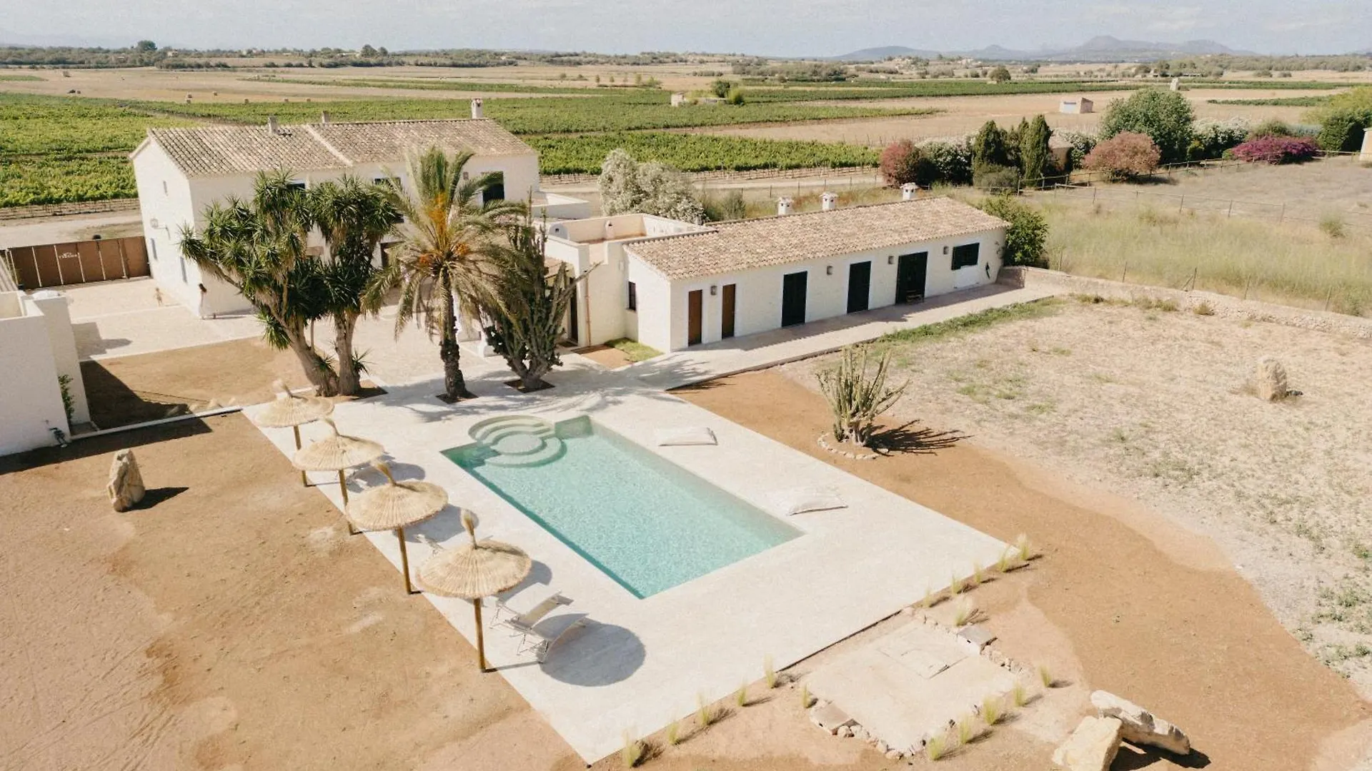 호텔 Vino Resort Son Amaret 손 마치아